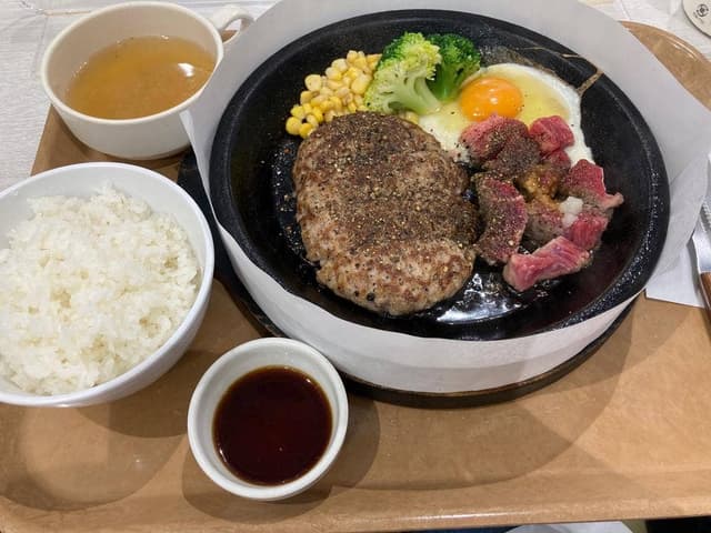 武蔵ハンバーグ 南町田グランベリーパーク店 - サブ画像1