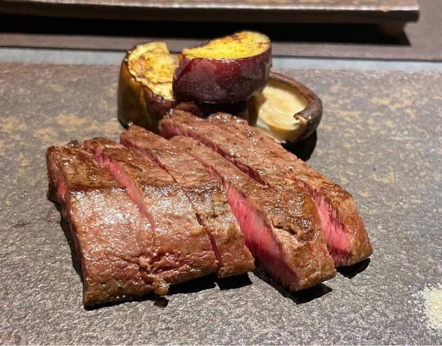 八重洲 steak & seafood 鉄板焼き 一心 - サブ画像3