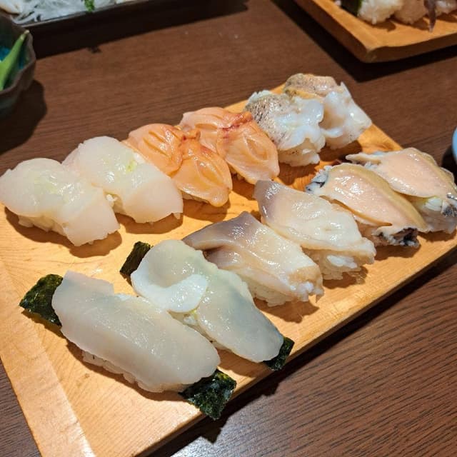 魚がし寿司蕨駅東口店 - サブ画像1