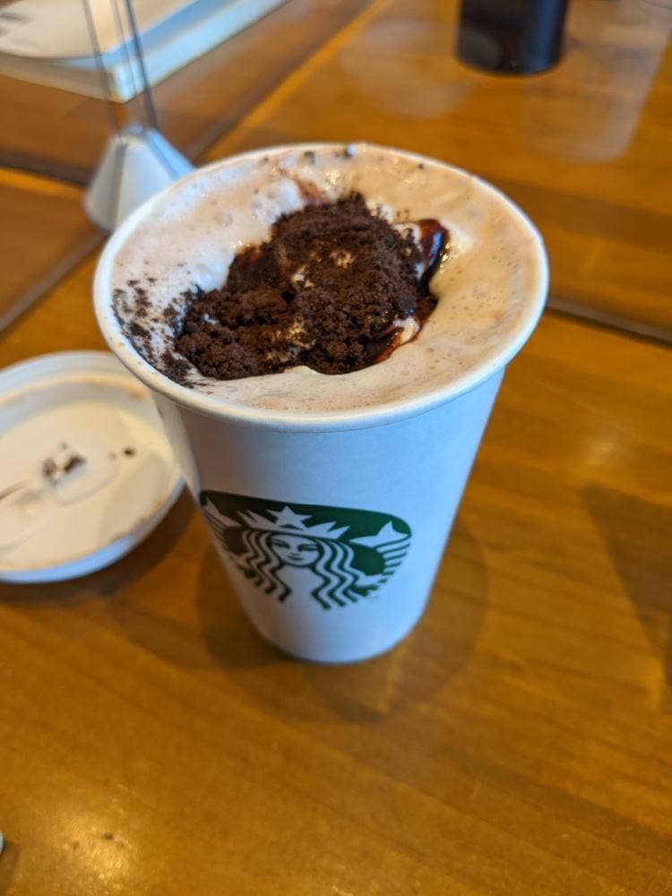 スターバックス コーヒー 梅田蔦屋書店