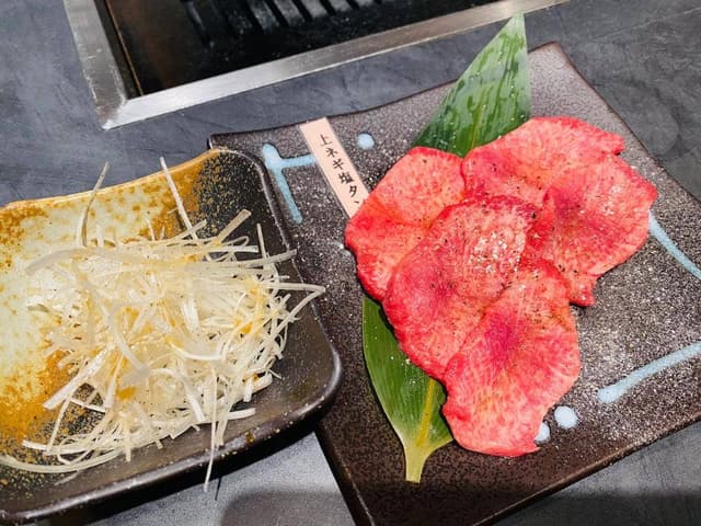 焼肉ホルモン 肉匠牛次郎 お初天神店 - サブ画像1