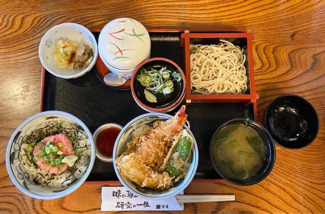 峰亀 曽根田店 - サブ画像2