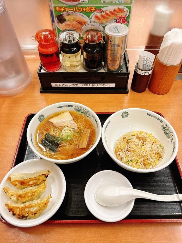 日高屋 池袋北口駅前店 - サブ画像3