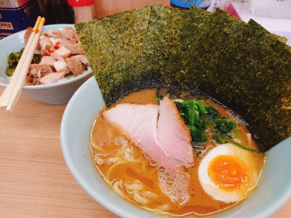 横浜家系ラーメン 武蔵家 明大前店