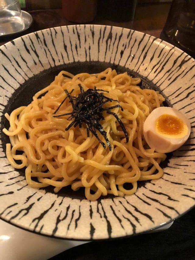 つけ麺と炭焼き豚丼 笑門 - サブ画像1