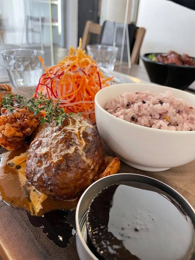 COLT aging beef&grill - サブ画像1