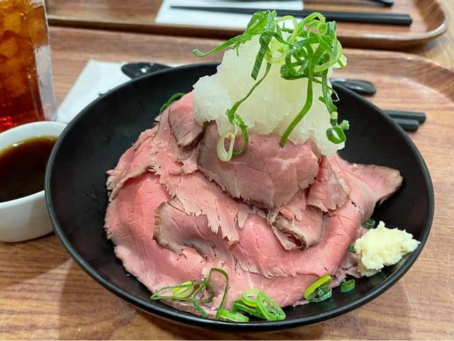 ローストビーフ星 横浜ワールドポーターズ店 - サブ画像1