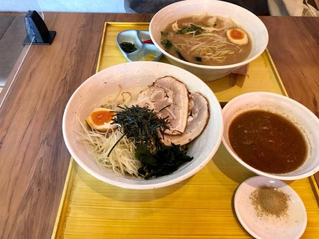魚骨ラーメン専門店 うしおや - サブ画像1