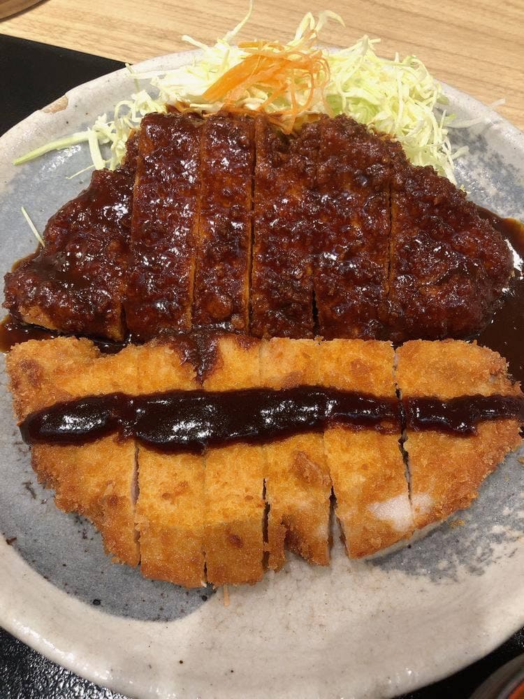 矢場とん 三越ラシック店