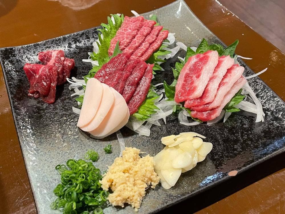 けとばし屋チャンピオン 三宮店