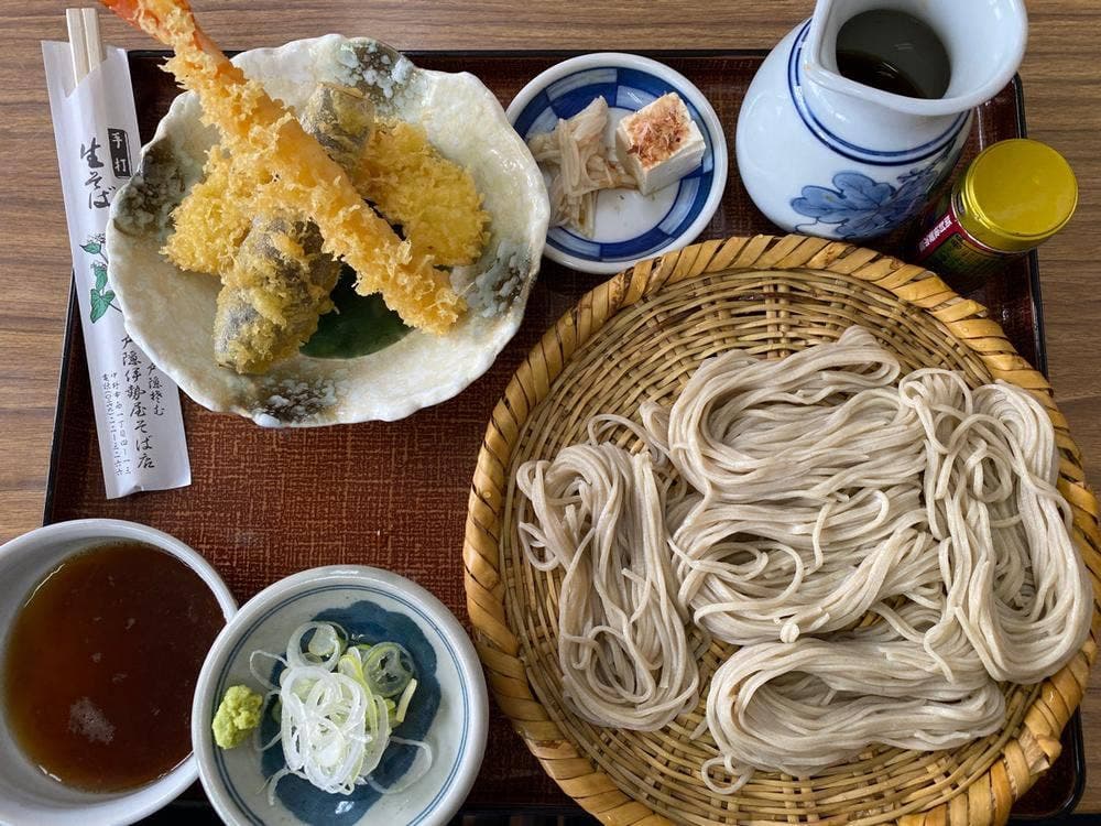 戸隠伊勢屋そば店