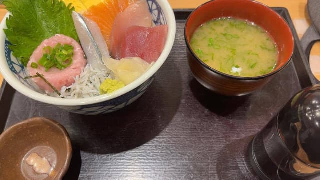 まぐろ市場 神田小川町店 - サブ画像3