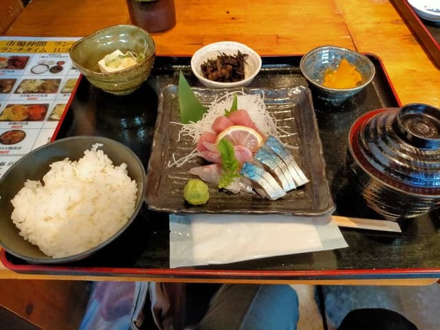 三是 市場仲間 新宿店 - サブ画像2