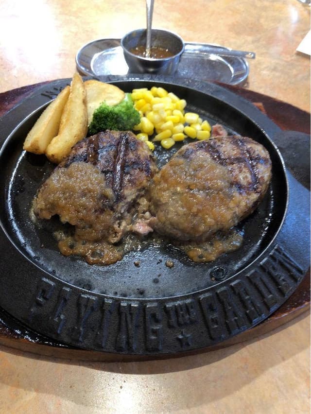 フライングガーデン 県庁さくら通り店 - サブ画像1