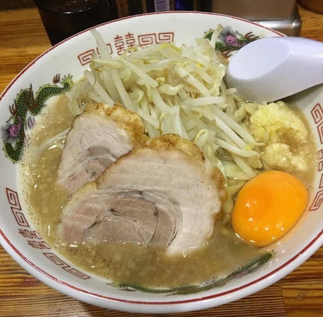 ラーメン神豚 横須賀中央店 - サブ画像2