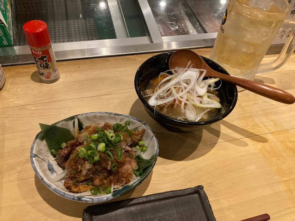 高架下酒場 てらす