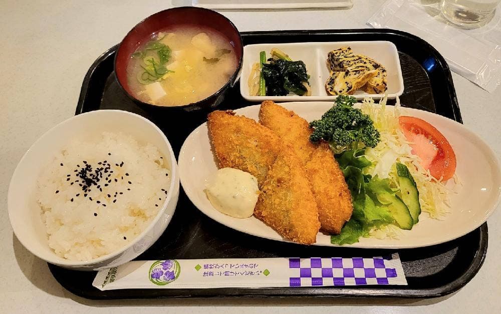 喫茶 バク