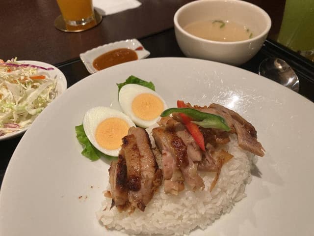 ガパオ GAPRAO Thai Cuisine - サブ画像1