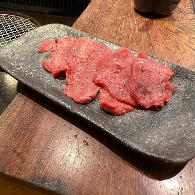 新鮮ホルモン料理 萬の屋 上本町店 - サブ画像2