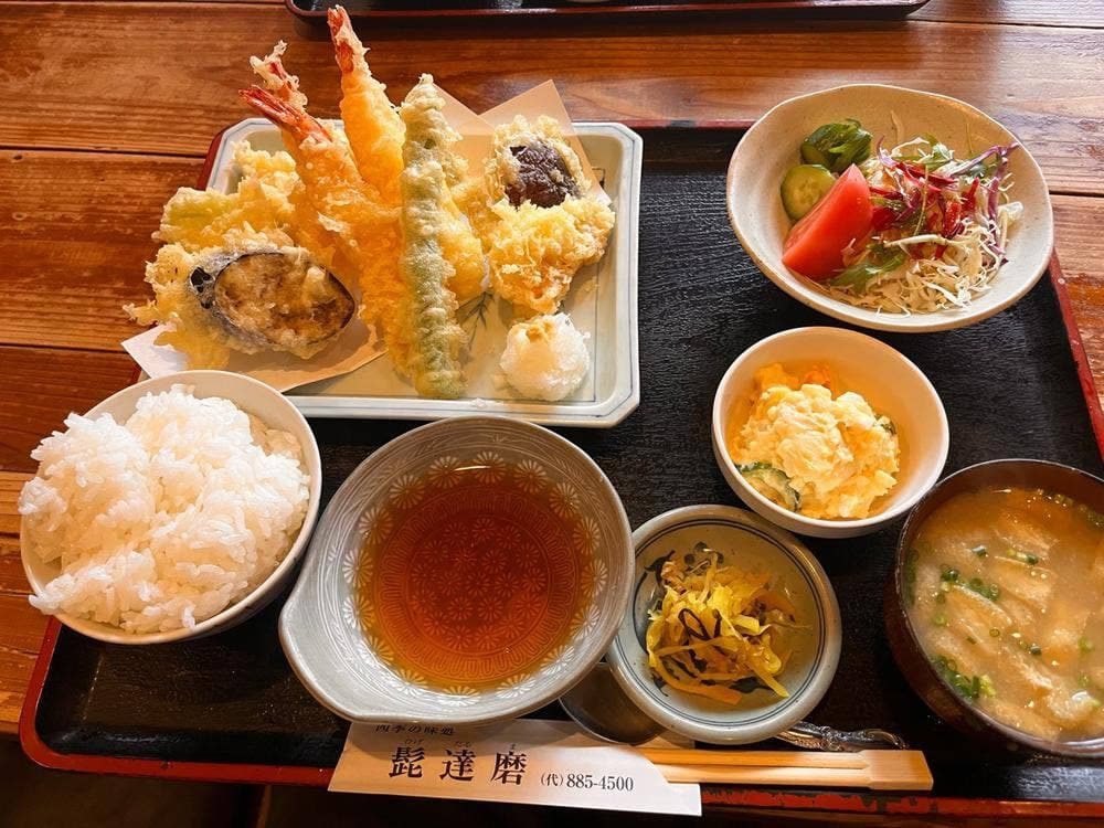 四季の味処 髭ダルマ 姪浜駅前店