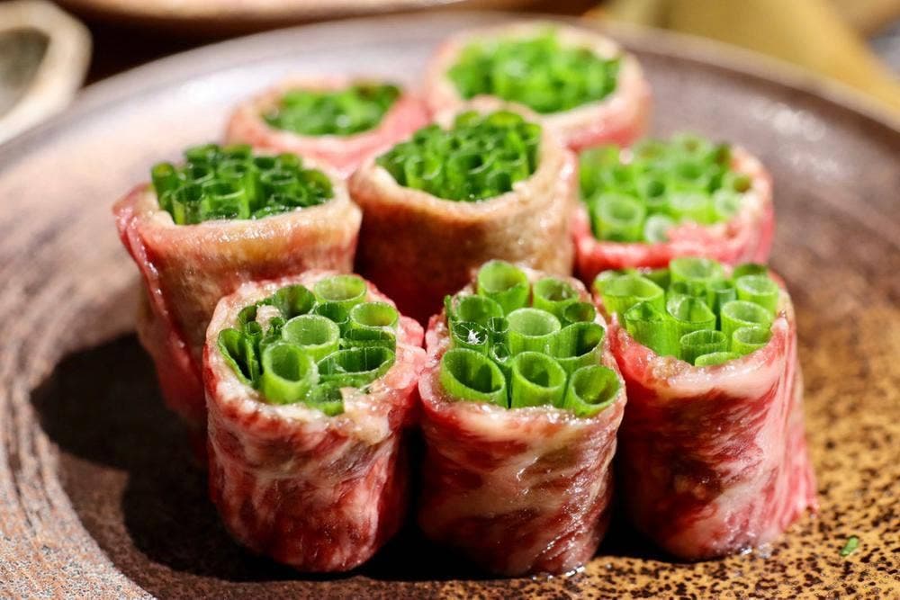 ホルモン焼肉 富や 栄店