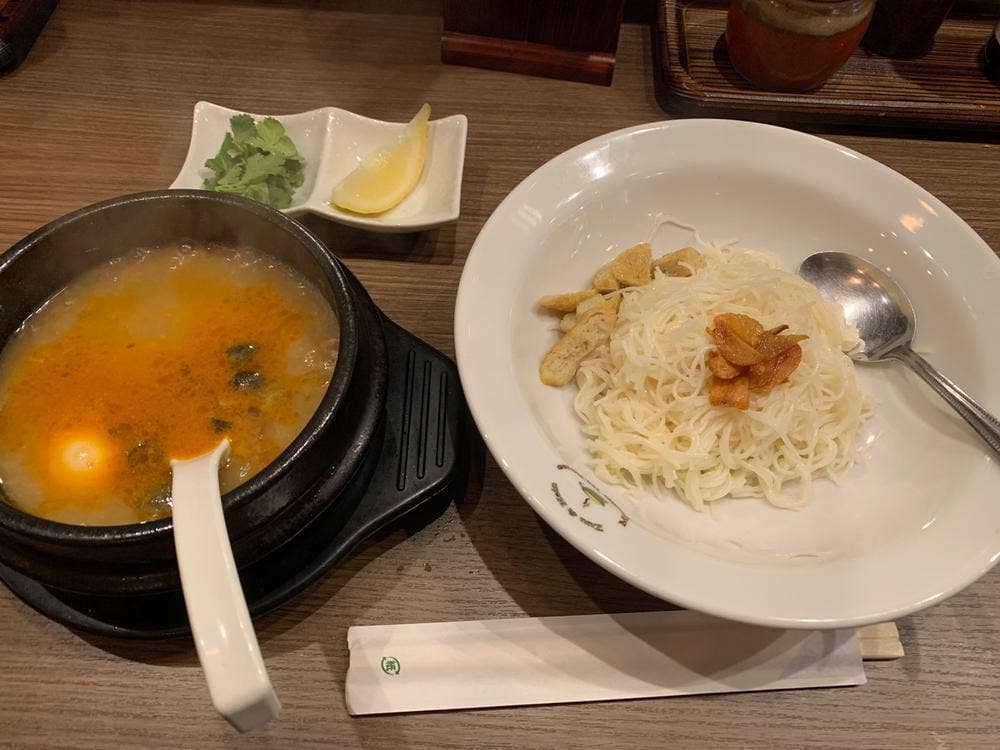 Zuu＆Heinミャンマーティーハウス 高田馬場店