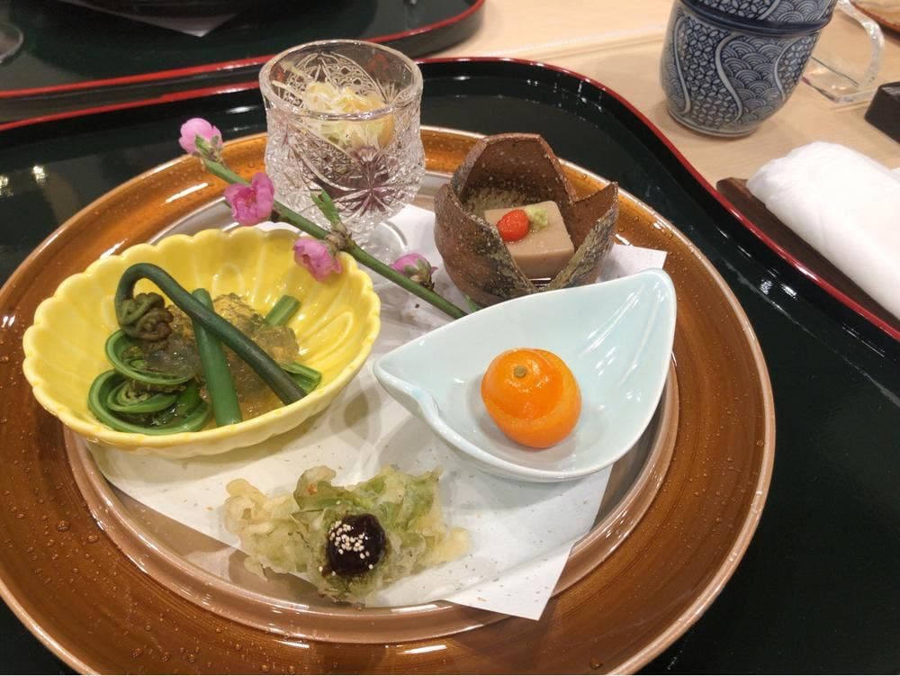 割烹 好良久