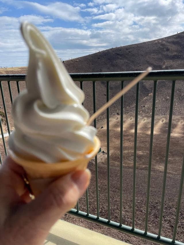 大室山 山頂売店 - サブ画像1