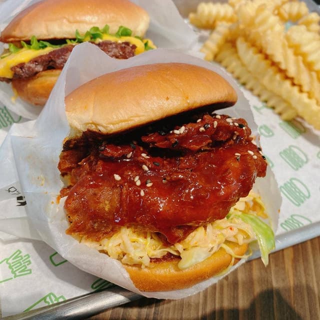 SHAKE SHACK ザ パーク フロント ホテル店 - サブ画像3