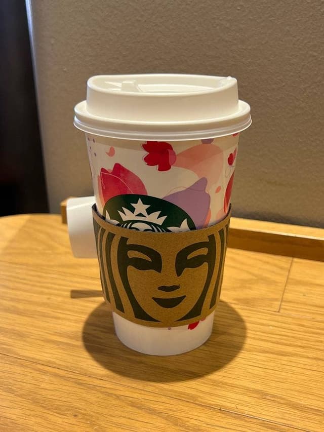 スターバックス コーヒー JR新橋駅 銀座口店 - サブ画像1