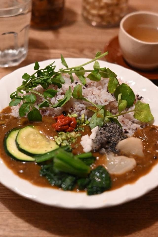 薬膳カレー じねんじょ 谷中店 - サブ画像1