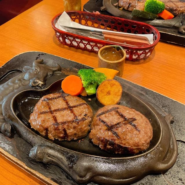 炭焼きレストラン さわやか 富士錦店 - サブ画像2