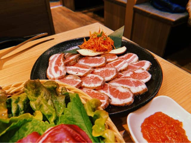 焼肉・韓国料理 KollaBo 梅田店 - サブ画像1