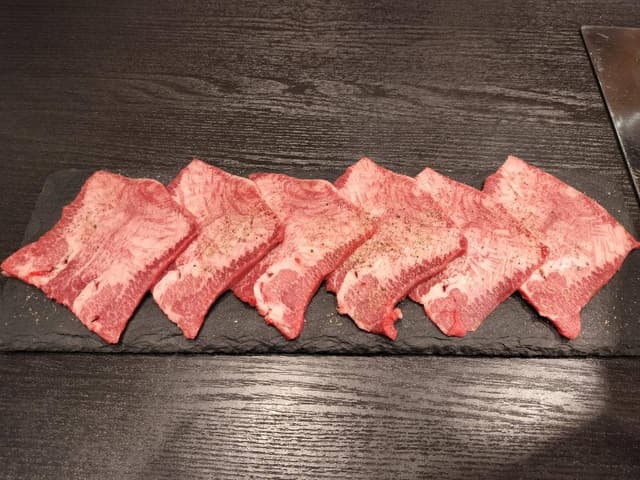 炭火焼肉 ひととせ - サブ画像3