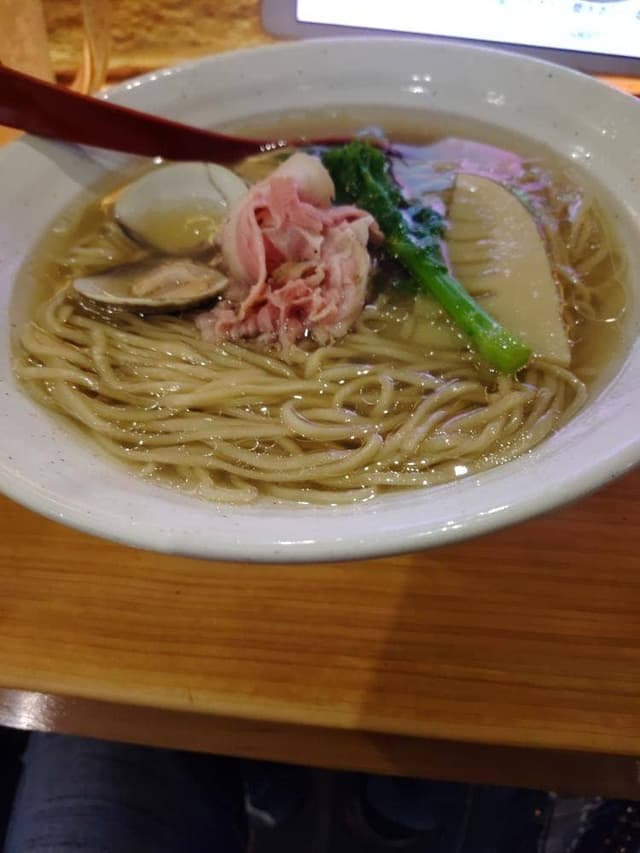 焼きあご塩らー麺 たかはし 新宿本店 - サブ画像1