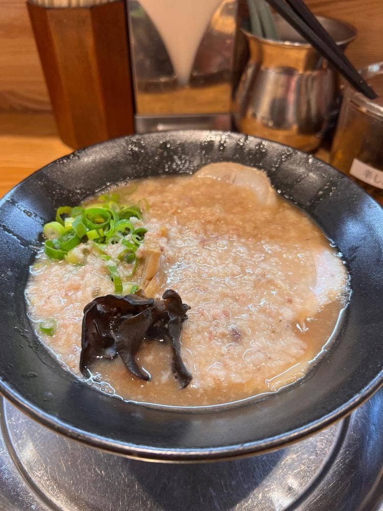 真とんこつ らぁ麺 松もと