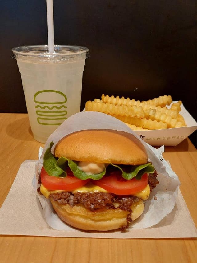 シェイクシャック 京都四条烏丸店 - サブ画像1