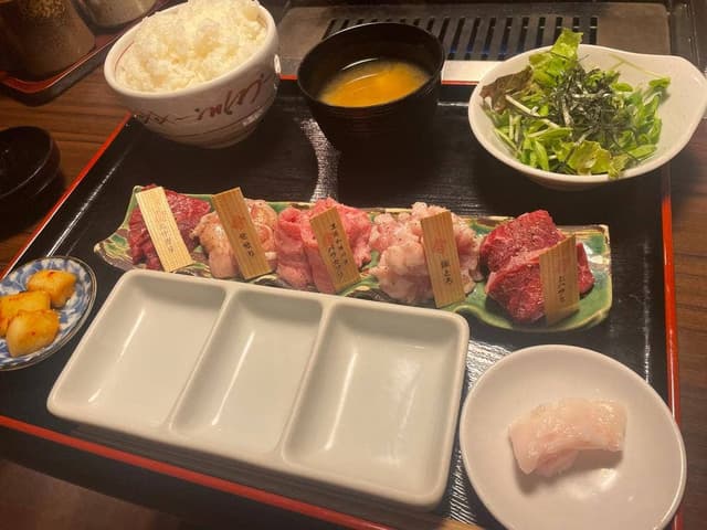 焼肉とホルモン しま - サブ画像3