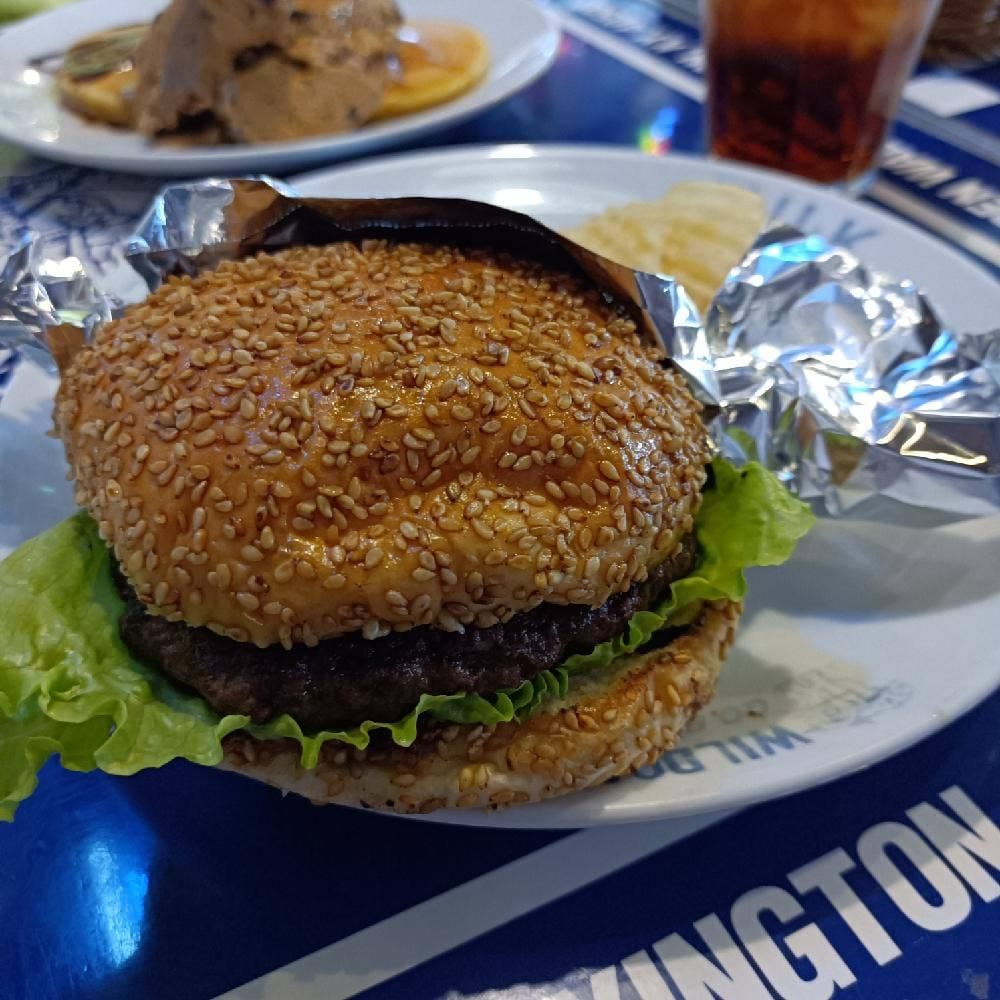 U・K WILDCATS CAFE 西宮武庫川店