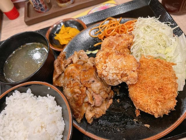 肉のヤマキ商店 西葛西メトロセンター店 - サブ画像3
