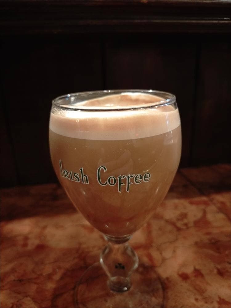 バール エ ターヴォラ カルダ ラ・ジョストラ