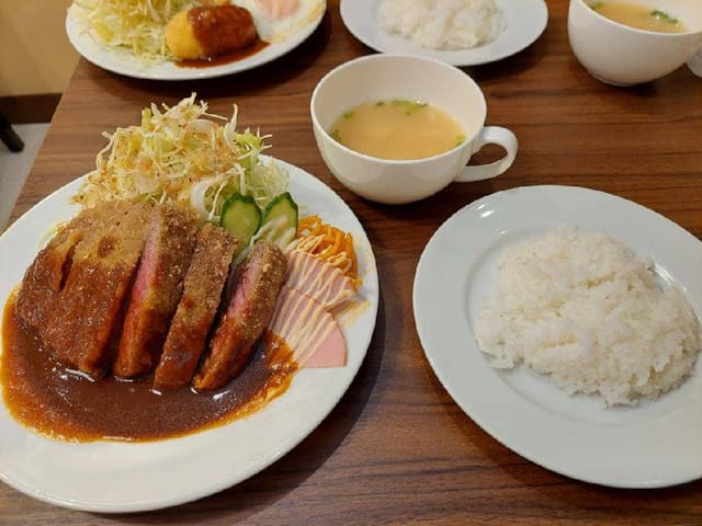 自家特製焼豚・洋食 はちみつ - サブ画像1