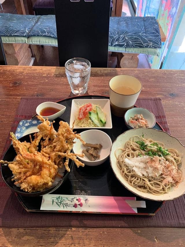 SOBA CAFE 輝 - サブ画像1