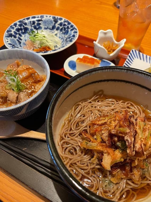 響 カレッタ汐留店 - サブ画像1