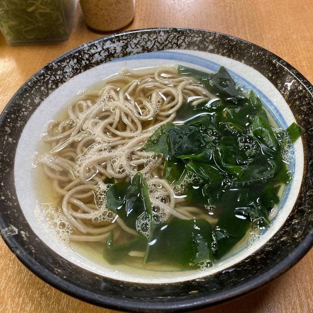 四国手打ちうどん 讃岐路