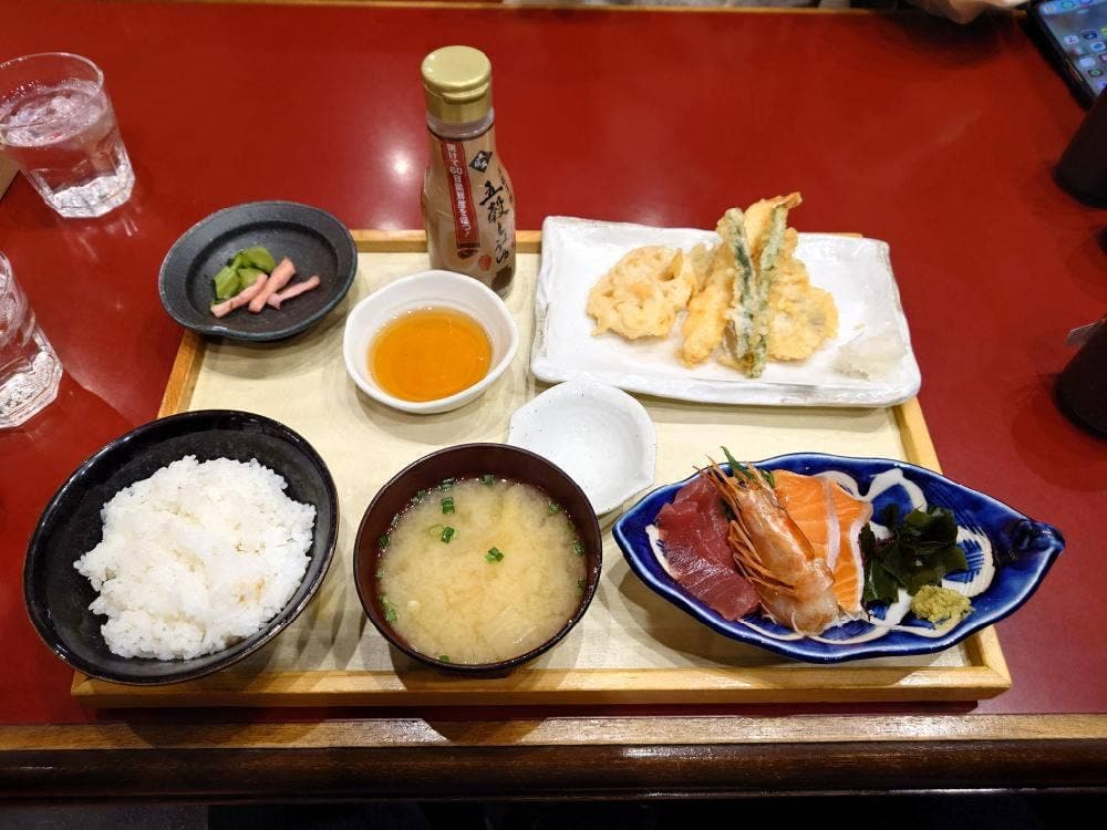 五穀 菖蒲店