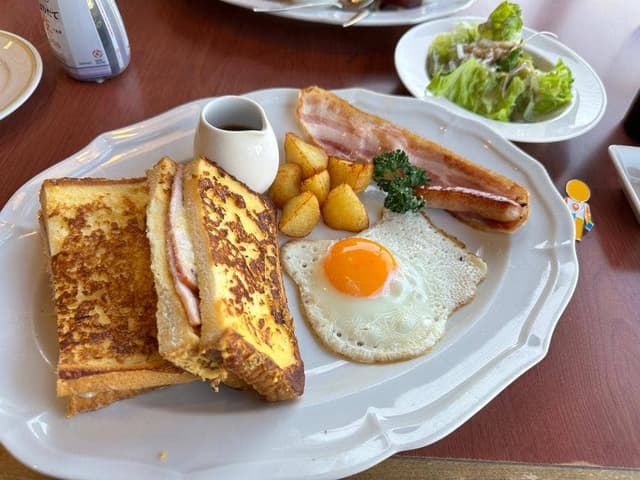 ロイヤルホスト 柿田川公園店 - サブ画像2