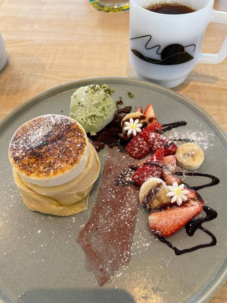 Cafe & Creperie RIBBIT RIBBIT