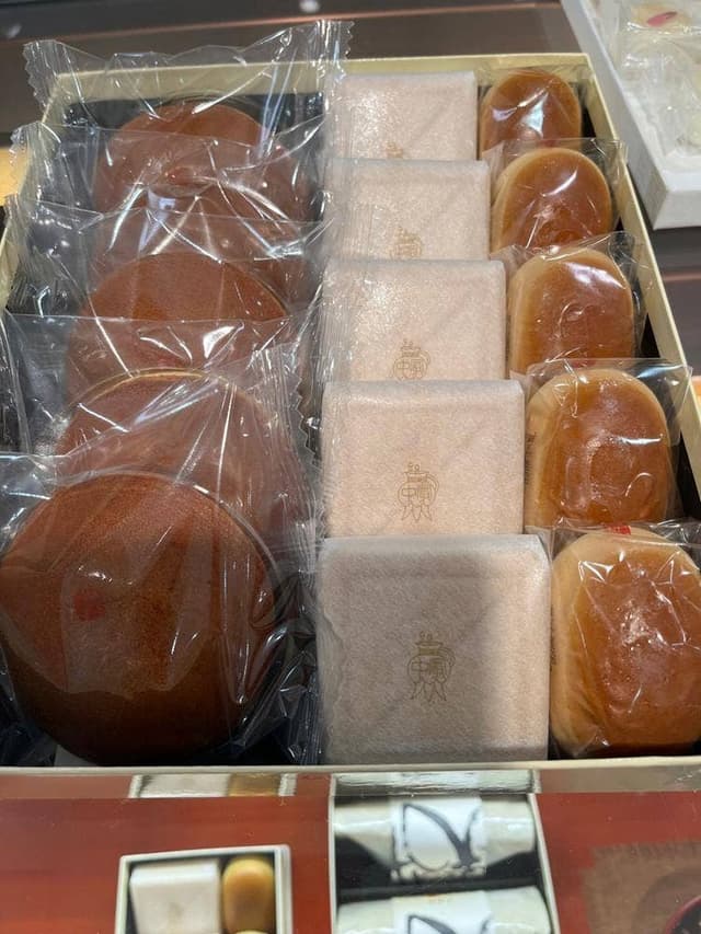 たねや 神戸大丸店 - サブ画像3