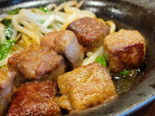 洋食屋 グリルニュー狸 - サブ画像1